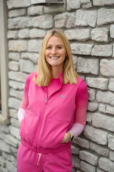 Jolene Holzfaster, RDH